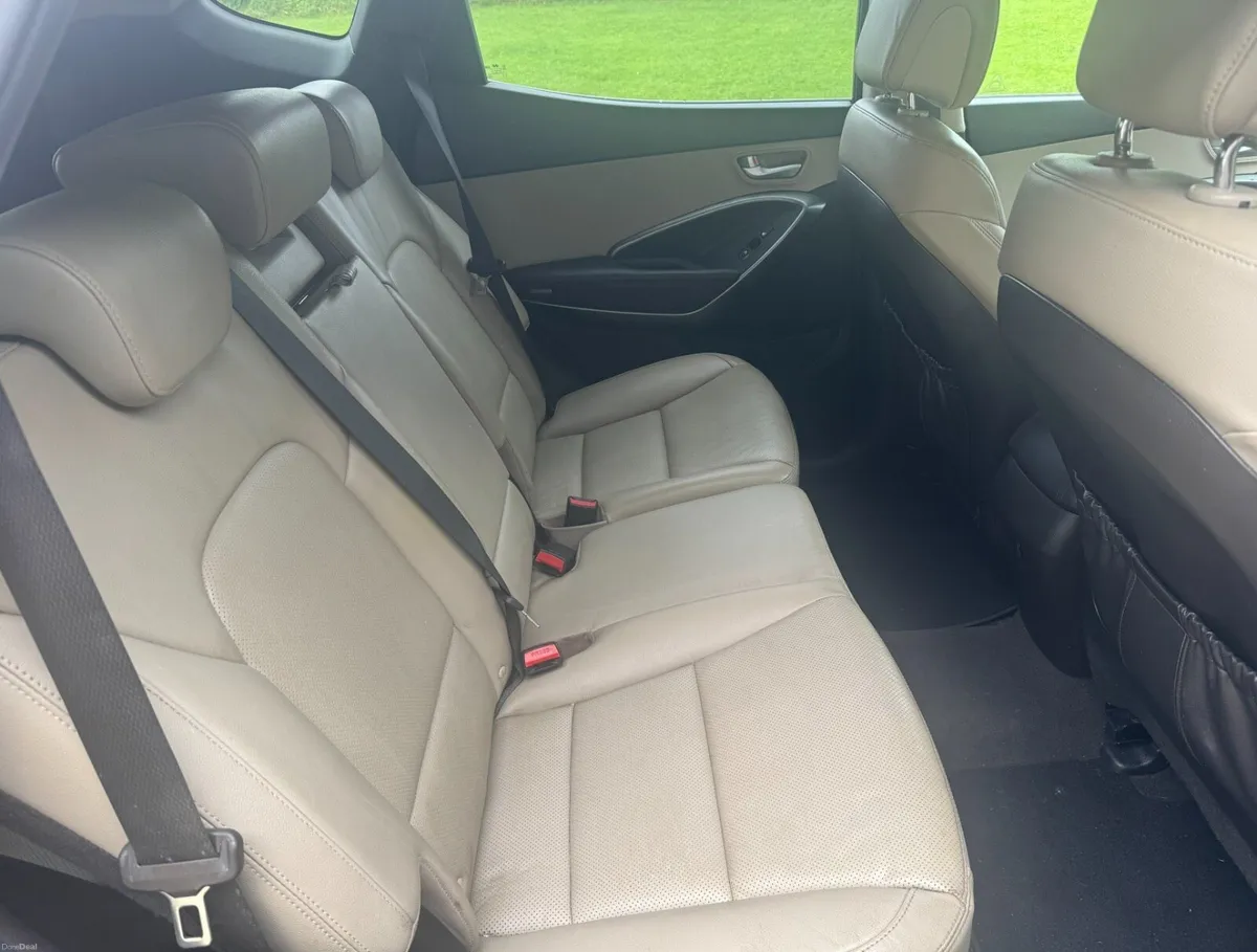 Hyundai Santa Fe 2018 - Image 6