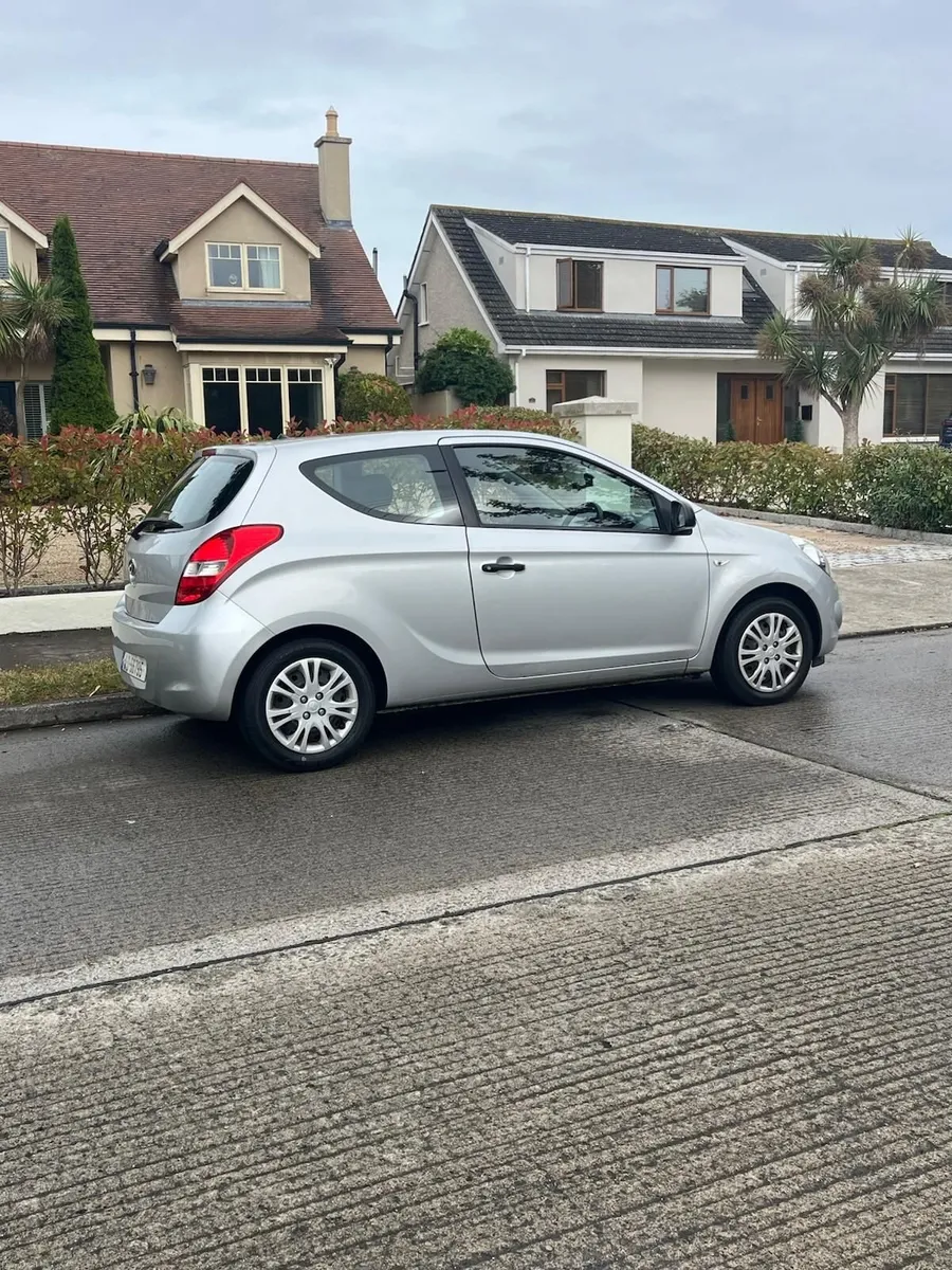 Hyundai i20 2011 - Image 1