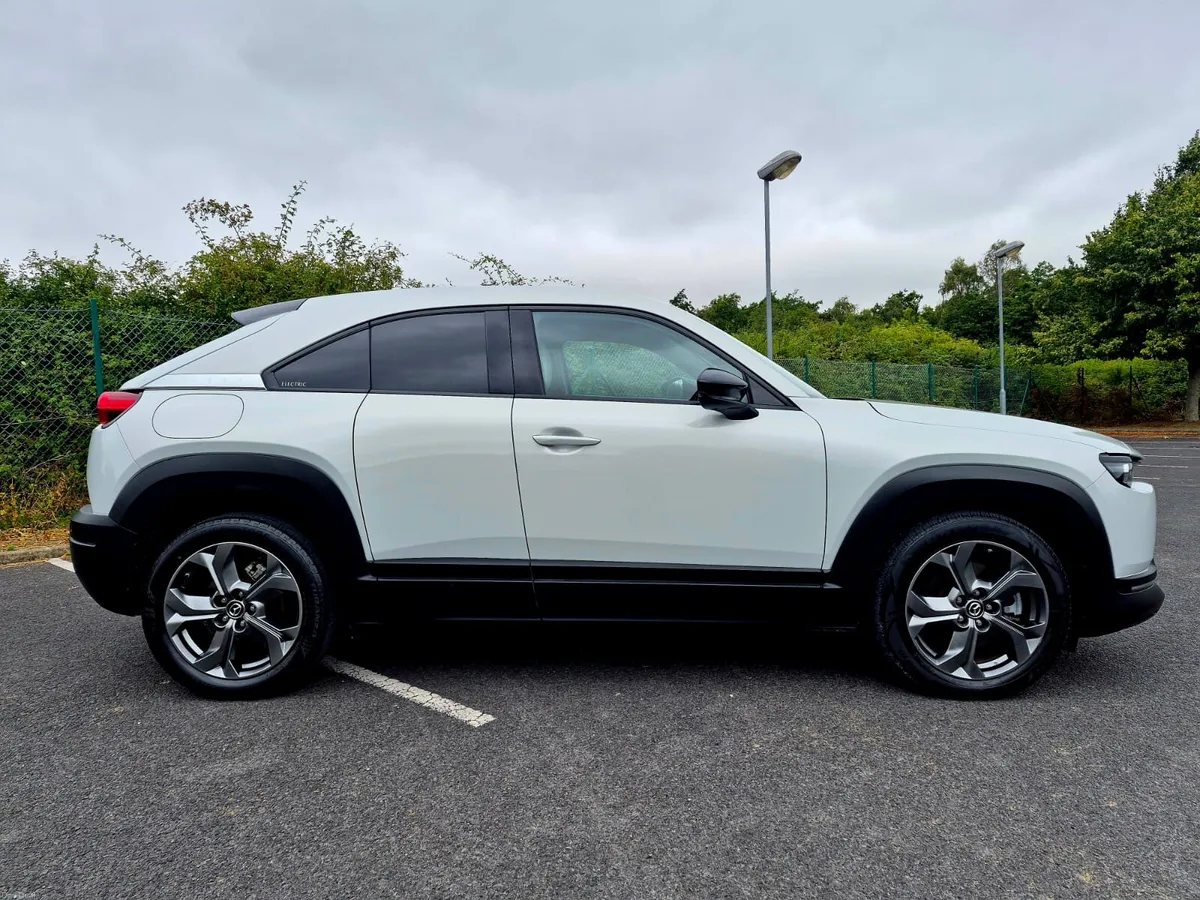2021 MAZDA CX3 ELECTRIC - Image 6