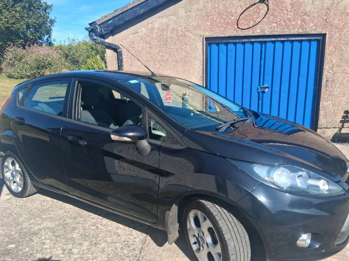 Ford Fiesta - Image 2