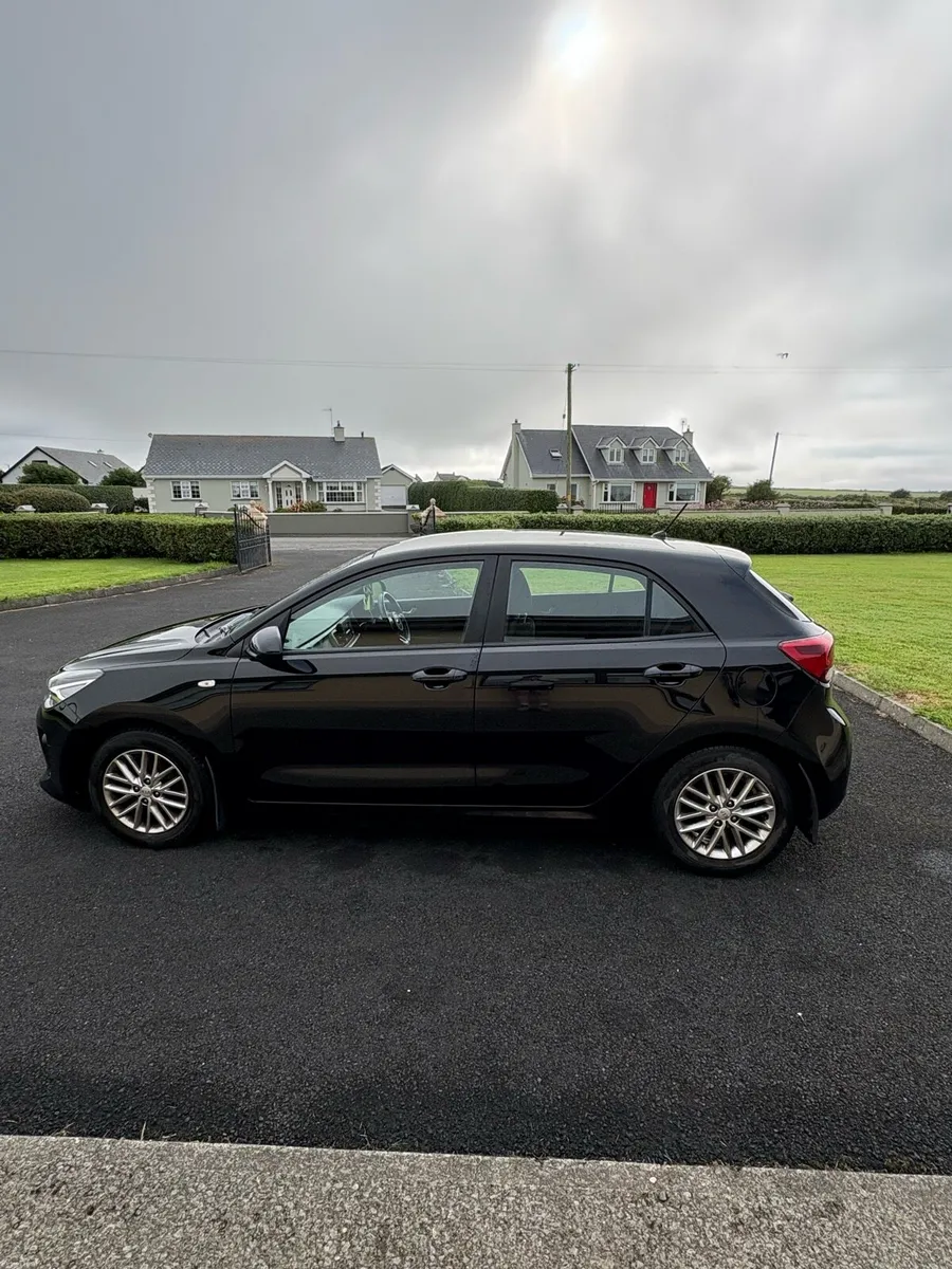 1.2L Petrol Kia Rio - Image 4