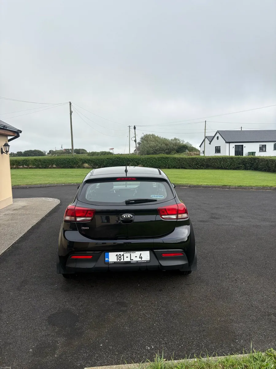 1.2L Petrol Kia Rio - Image 5