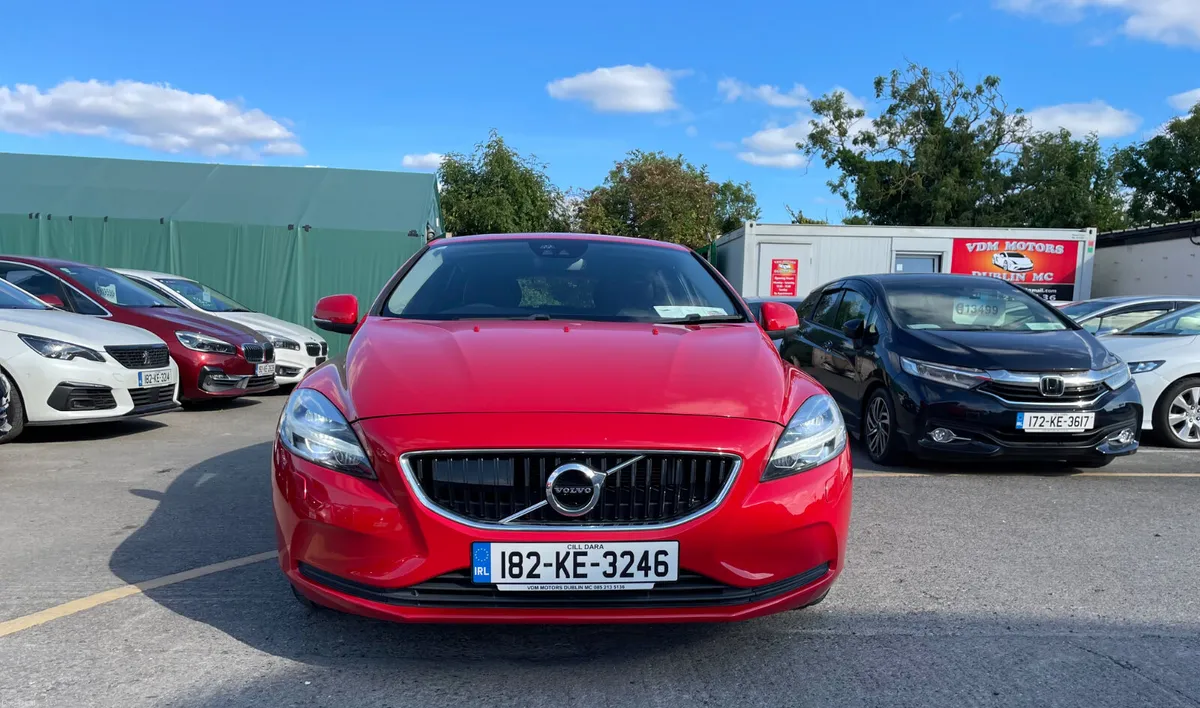 VOLVO V40 - 2018 /2.0, DIESEL, D4/ - Image 3
