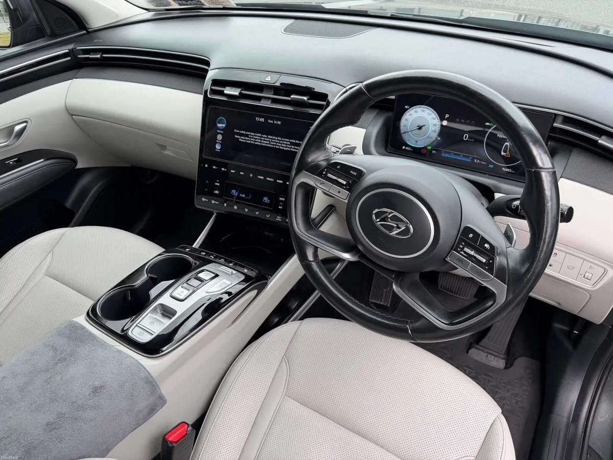 Hyundai Tucson Executive Plus 4WD 5DR - Image 5