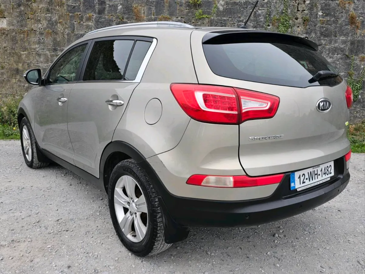 Kia Sportage GSE high spec, NCT until 04/01/27 - Image 3