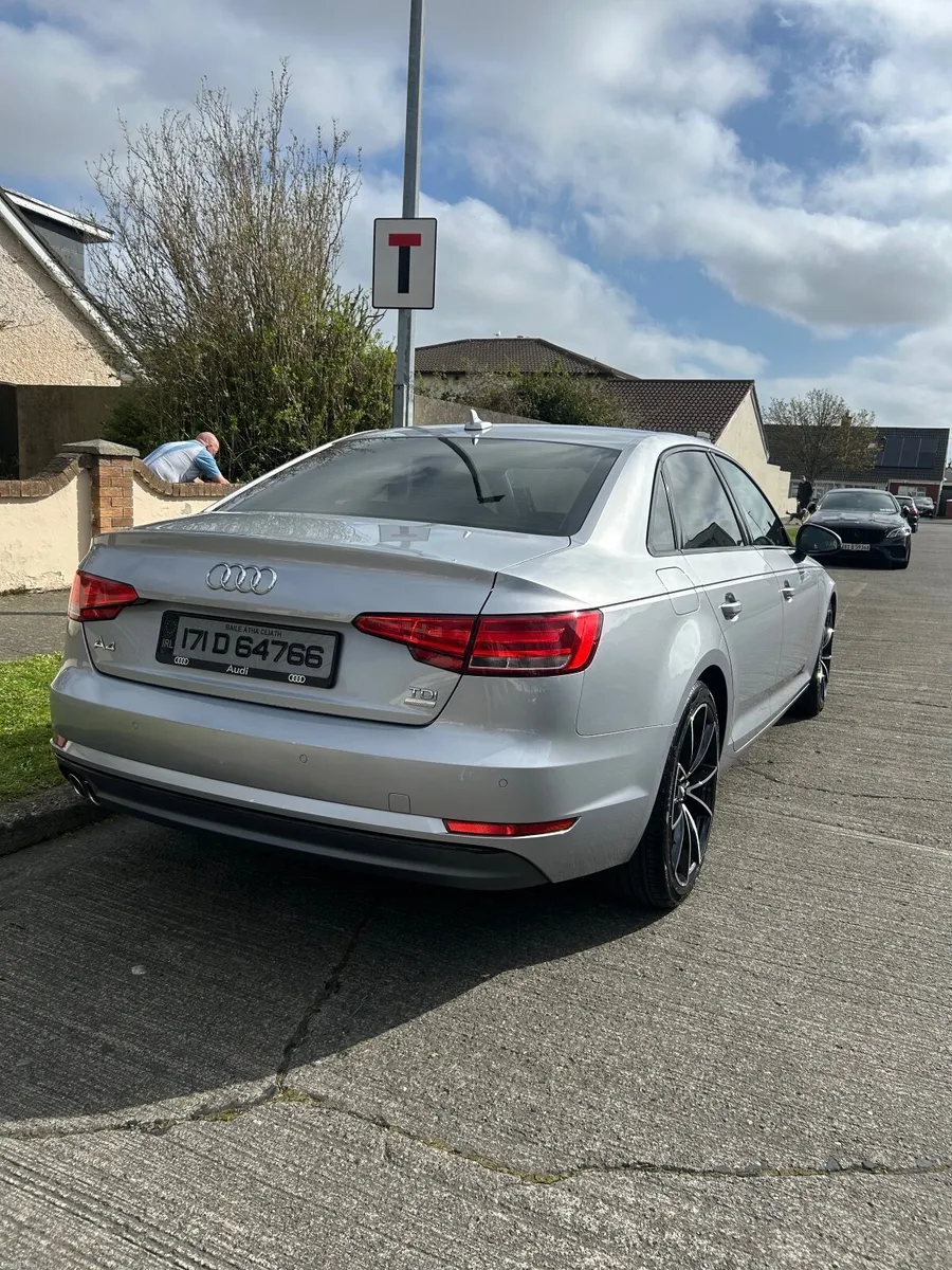 Audi A4 2017 - Image 6