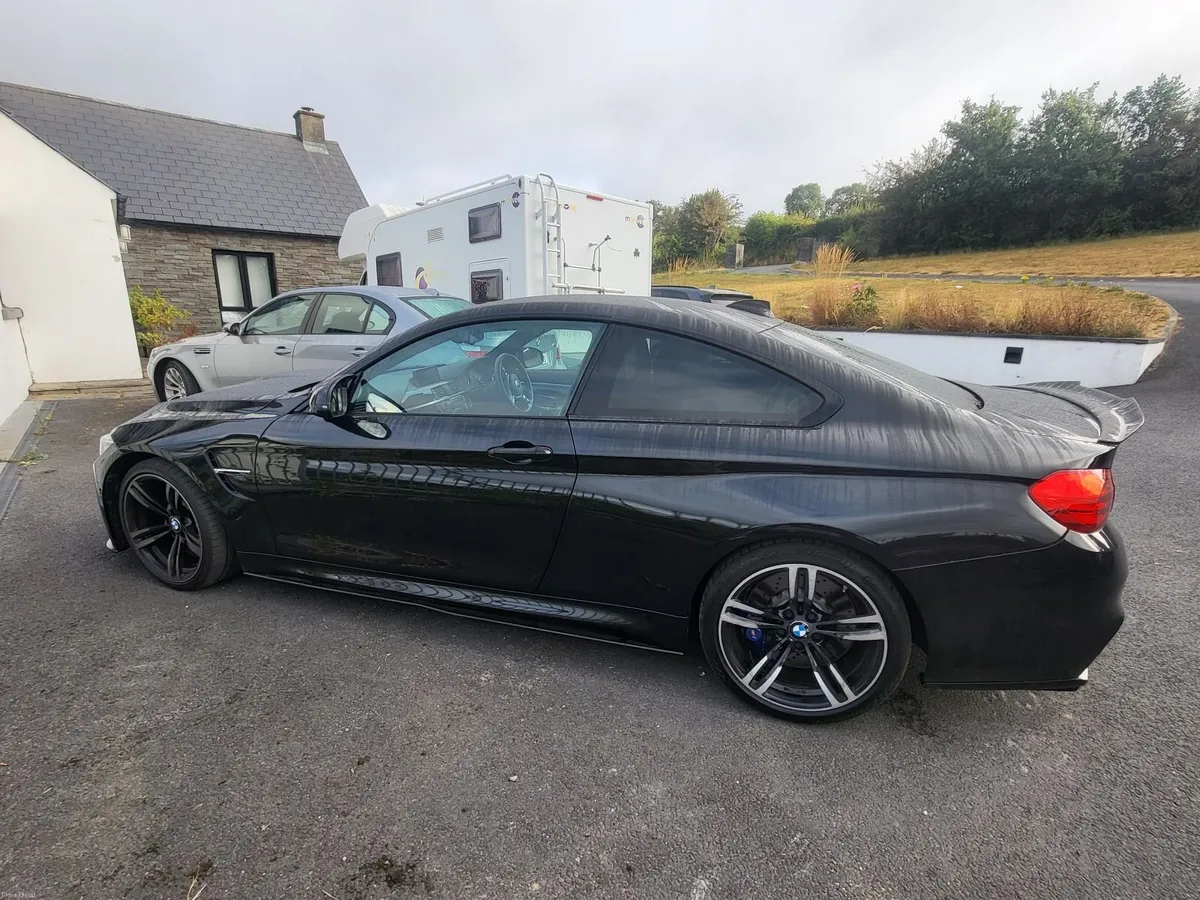 BMW M4 2014 - Image 6