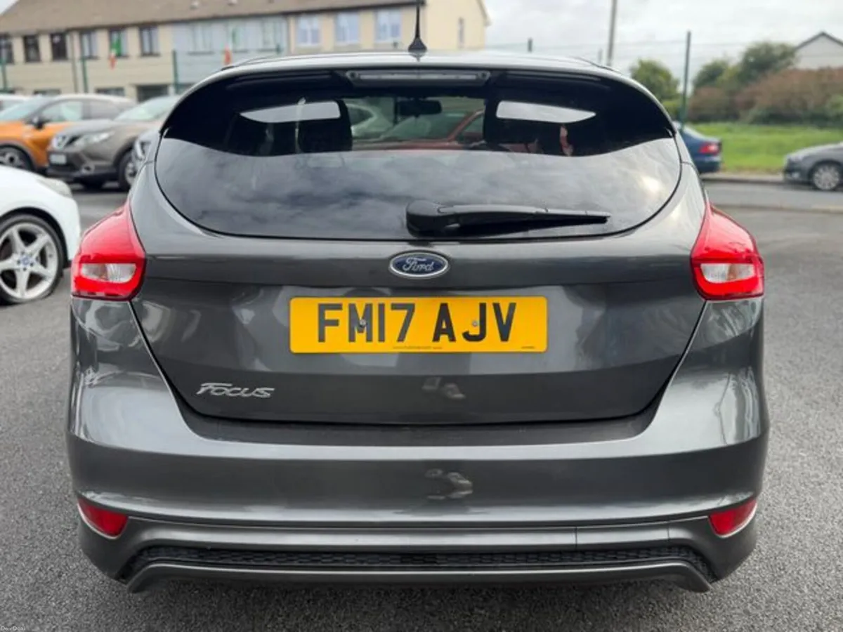Ford Focus ST-LINE TDCI - Image 6