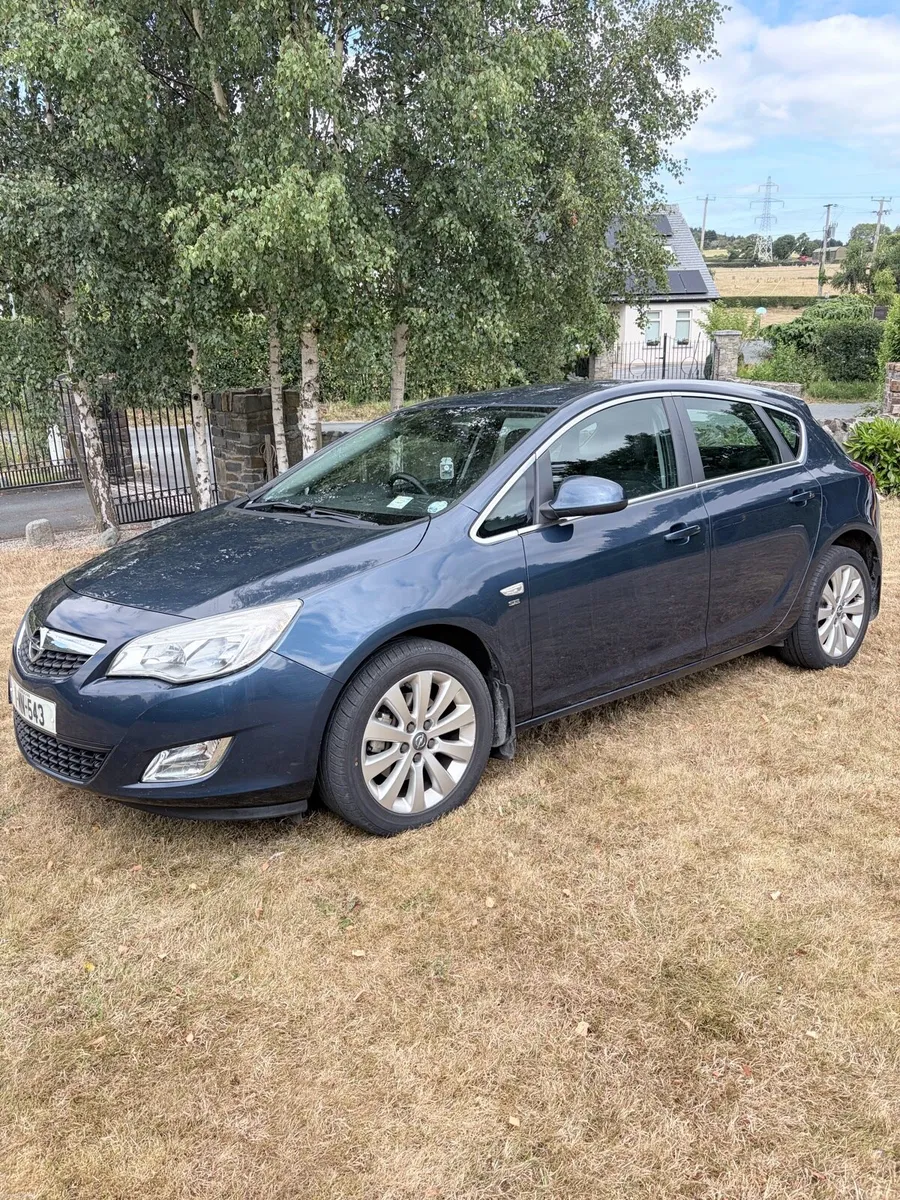 Opel Astra - Image 1