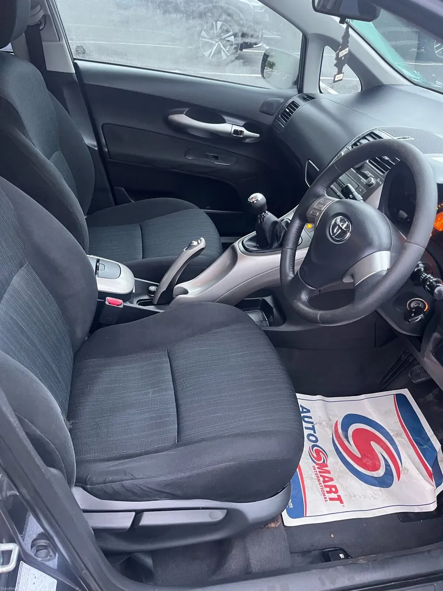 Toyota Auris 1.4 D4D TR - Image 5