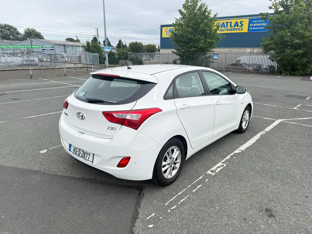 HYUNDAI i30 - Image 3