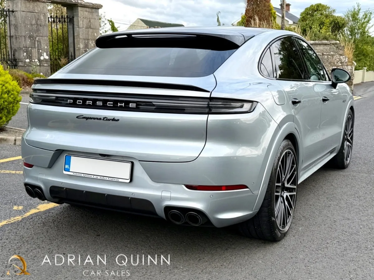 Porsche Cayenne 4.0 V8 TURBO E-HYBRID COUPE 740 BH - Image 5
