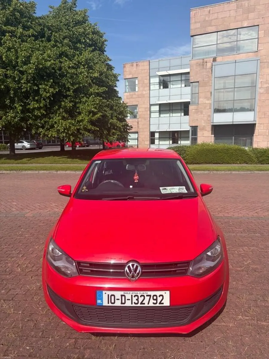 2010 Volkswagen Polo - Image 1