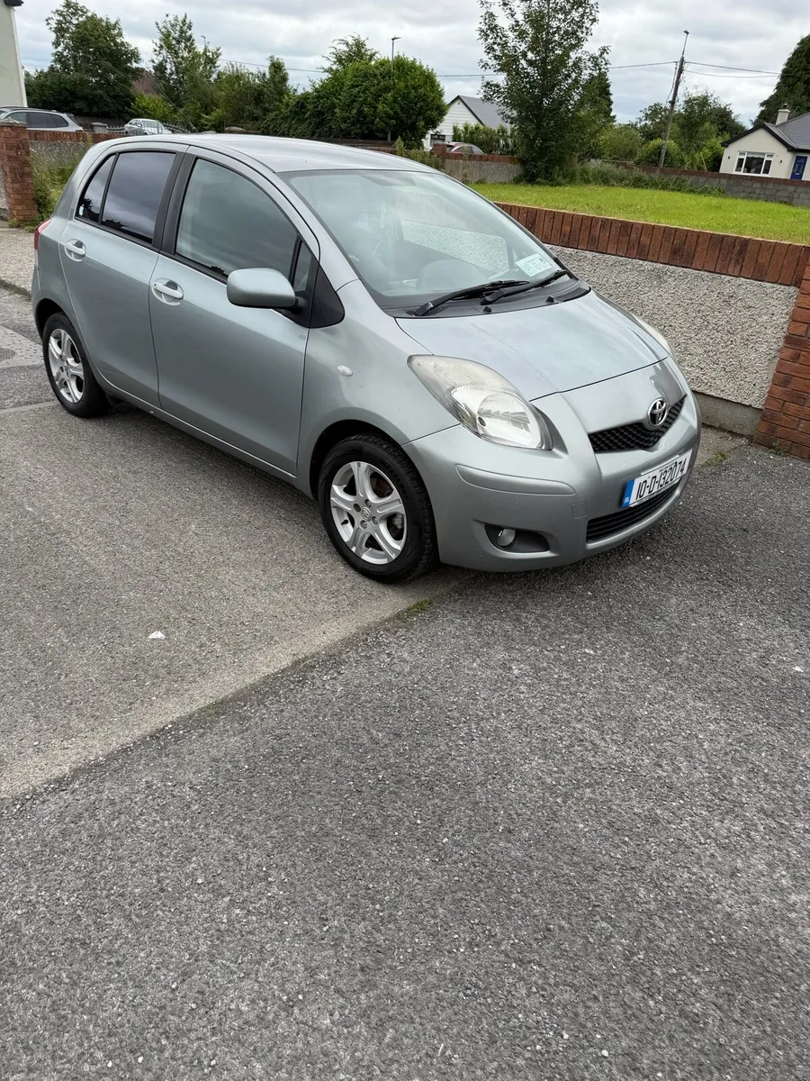 Toyota Yaris 2010 - Image 3