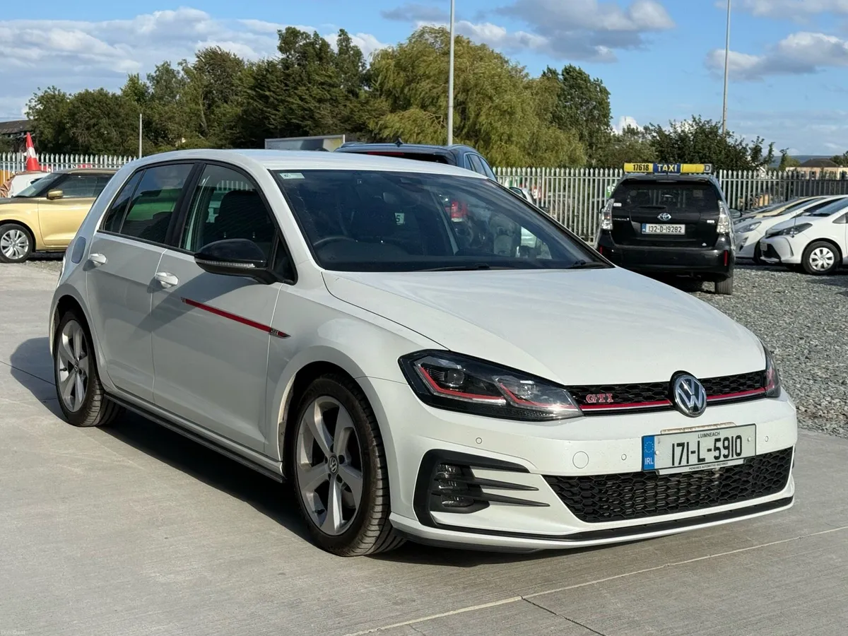 Volkswagen Golf GTI 2017 - Image 2