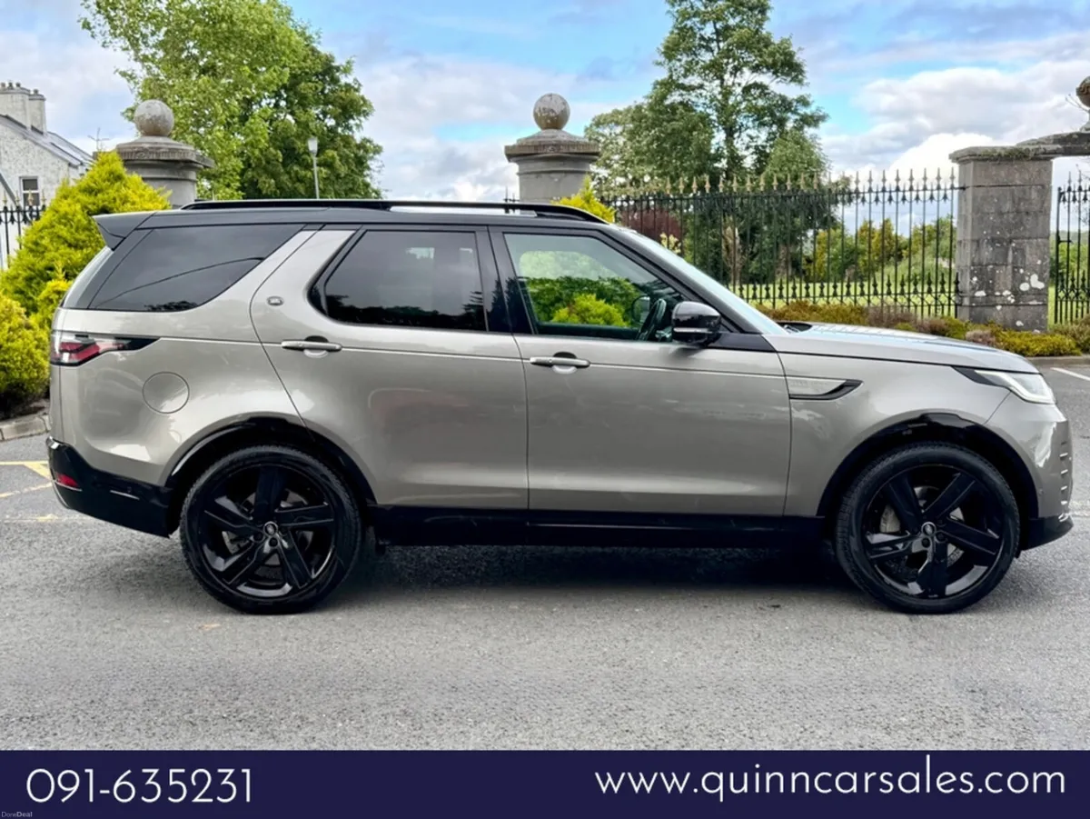 Land Rover Discovery 3.0d R-DYNAMIC HSE AUTO 2 SEA - Image 2
