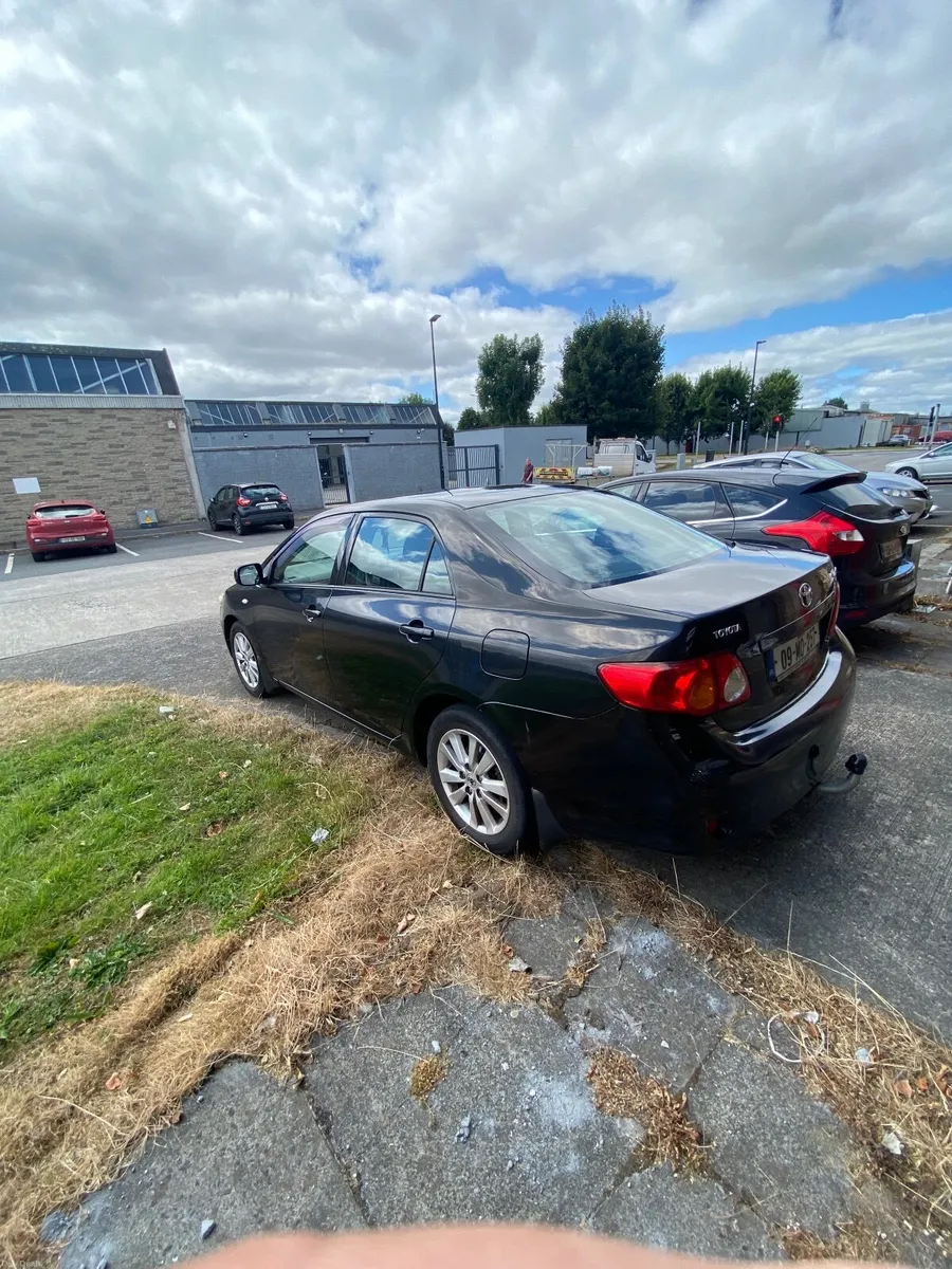 Toyota Corolla 2009 - Image 3