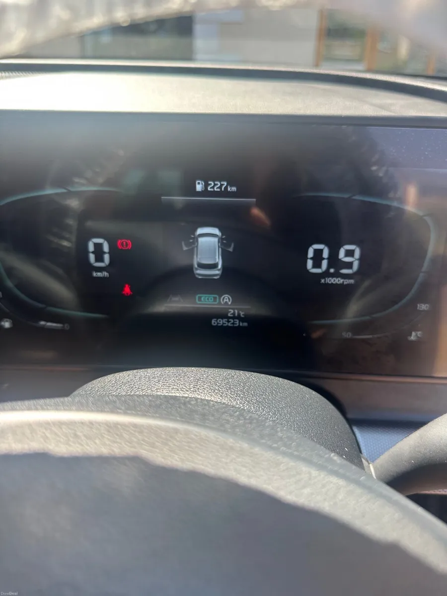 Kia Sportage 2023 - Image 2