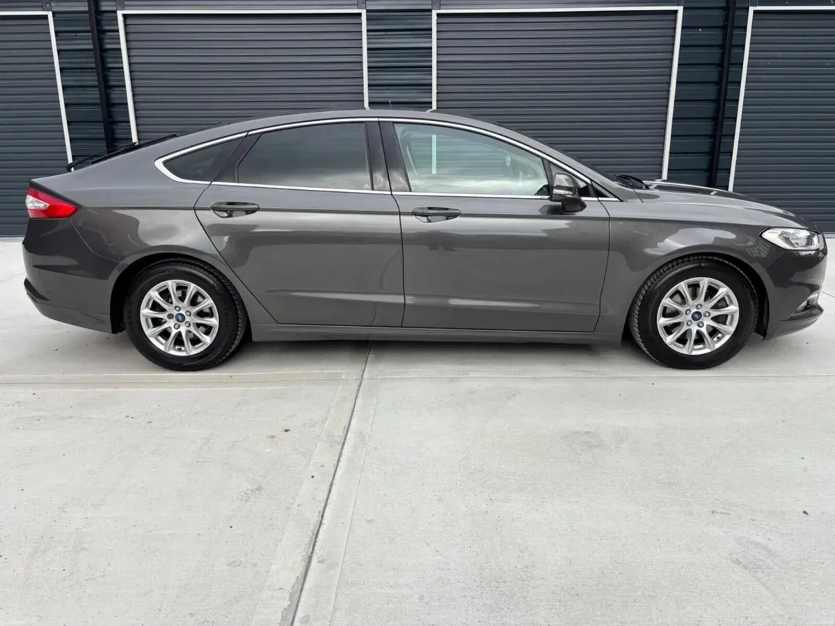 2017 Ford Mondeo 1.5 TDCI 120PS  TITANIUM - Image 1