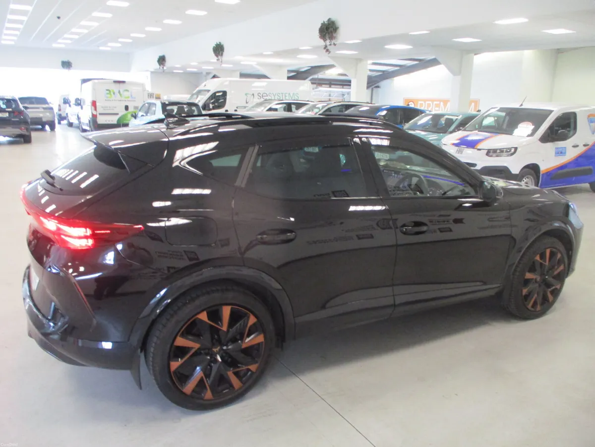 Cupra Formentor PETROL PROGRESSIVE DESIGN 1.5 2026 - Image 5
