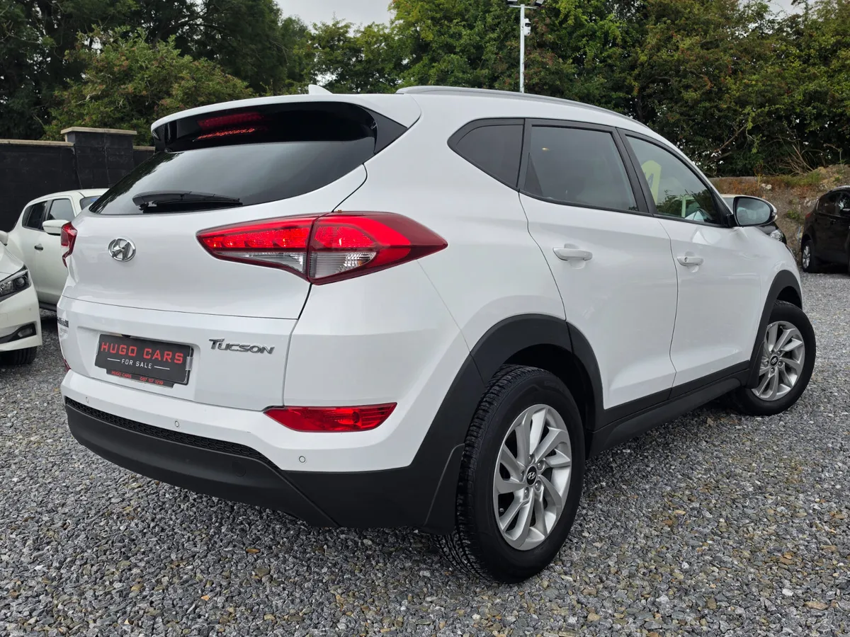 2016 Tucson 1.7d Executive/High-spec/Warranty - Image 2
