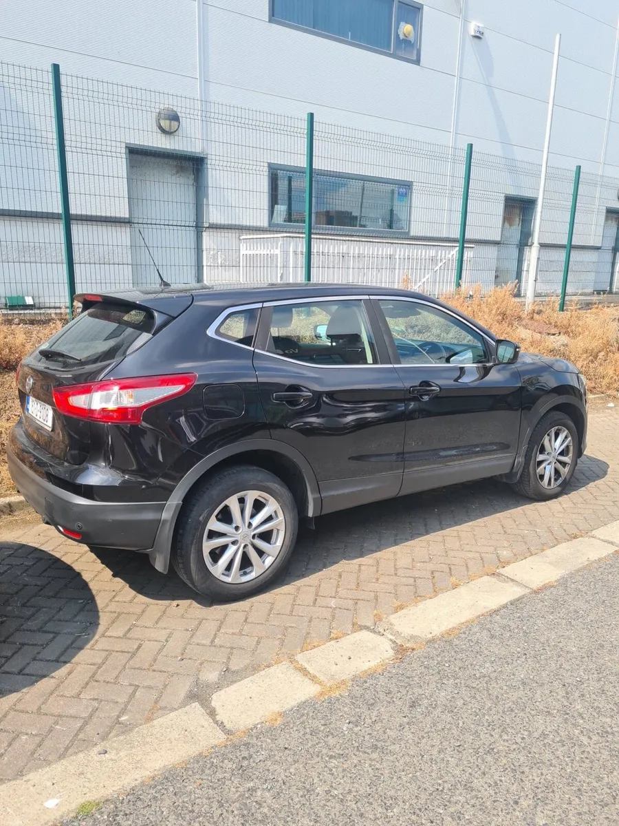 2015 Nissan Qashqai 1.2 petrol - Image 4