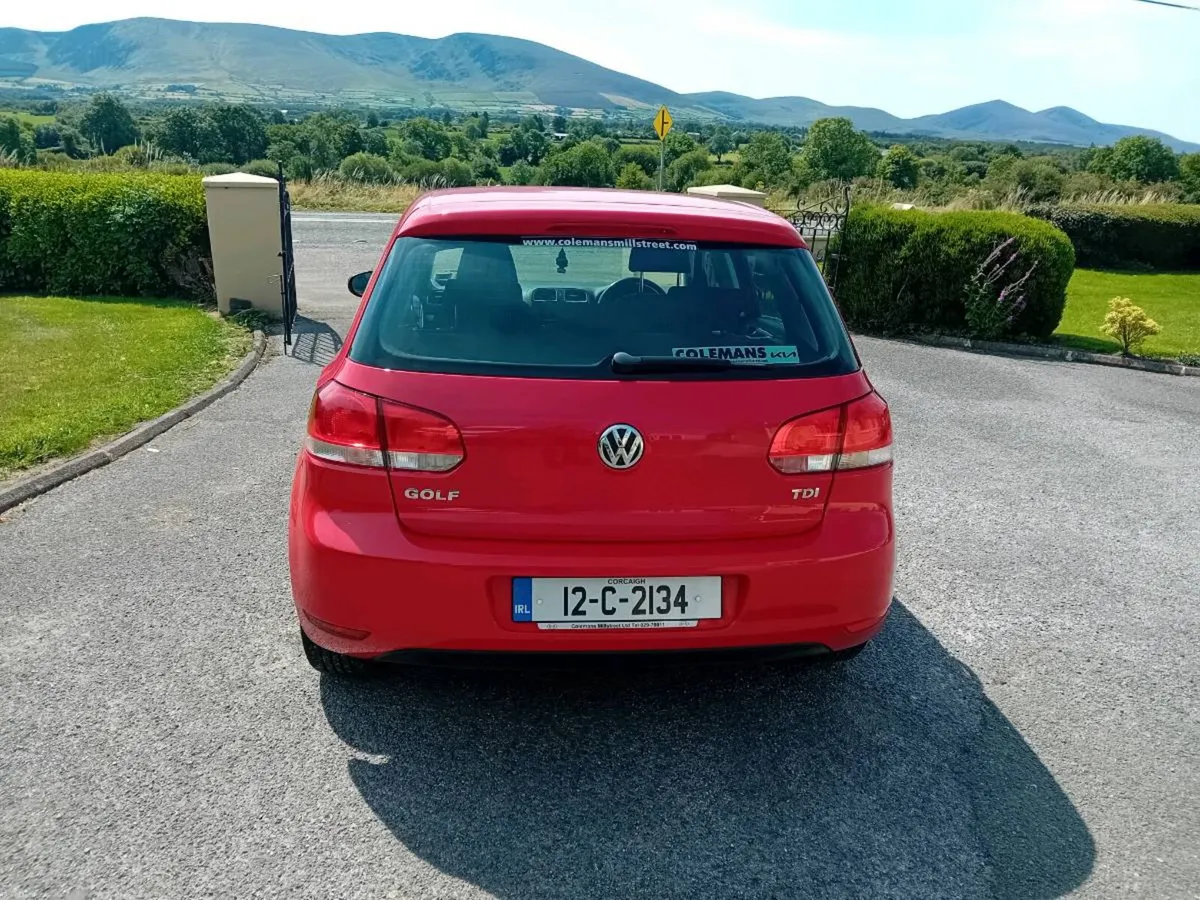 VW GOLF - Image 5
