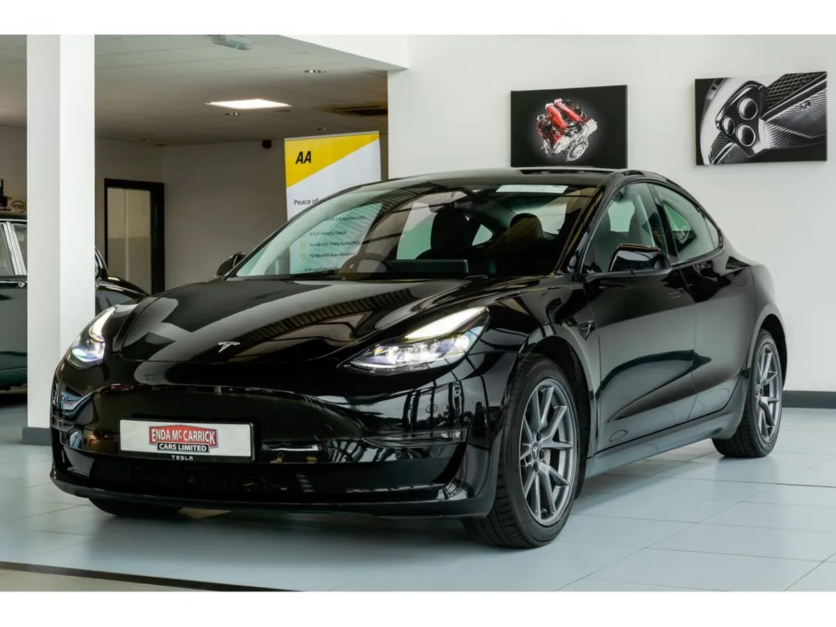 Tesla Model 3 LONG RANGE AWD - Image 6