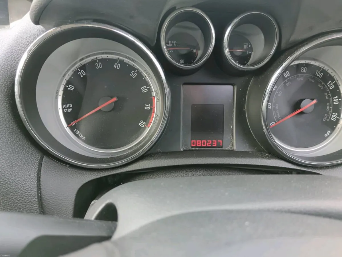 Vauxhall Mokka 1.6 vvt petrol - Image 6