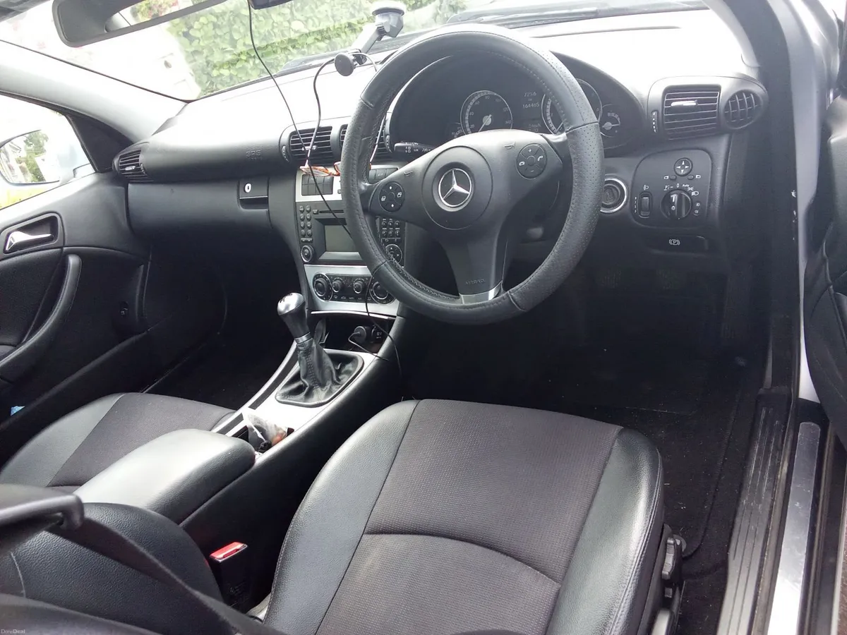 Mercedes-Benz CLC 2010 - Image 5