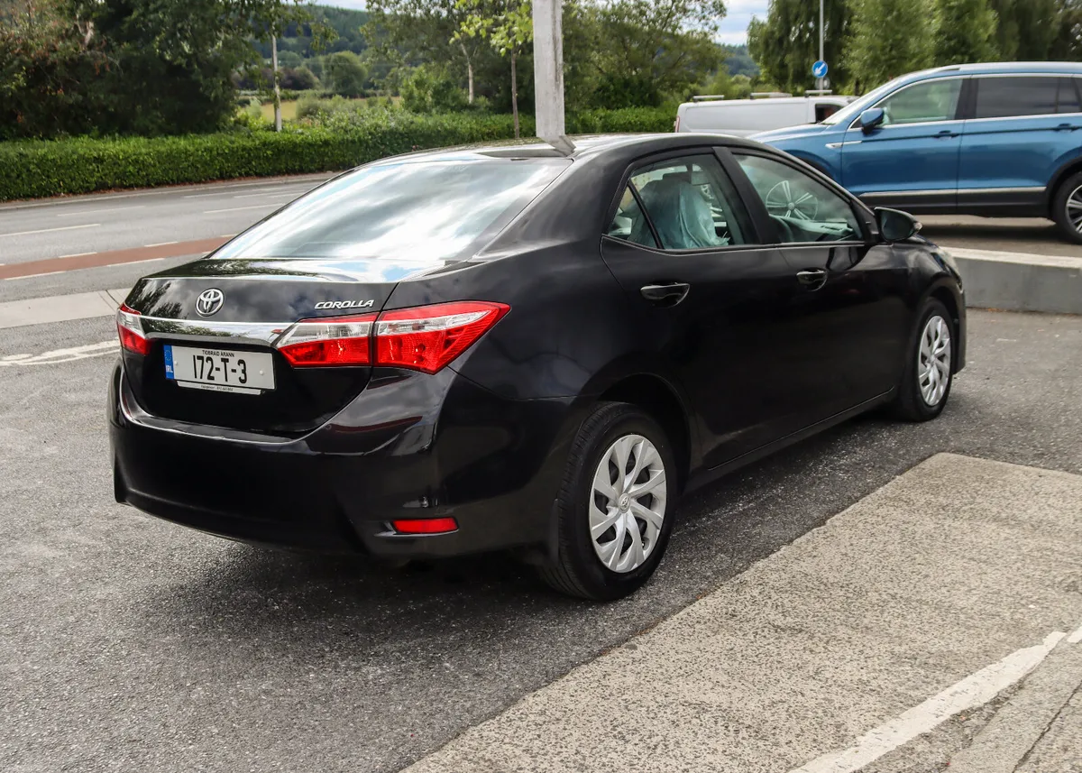 2017 Toyota Corolla D4D 1.4 Diesel Saloon - Image 6
