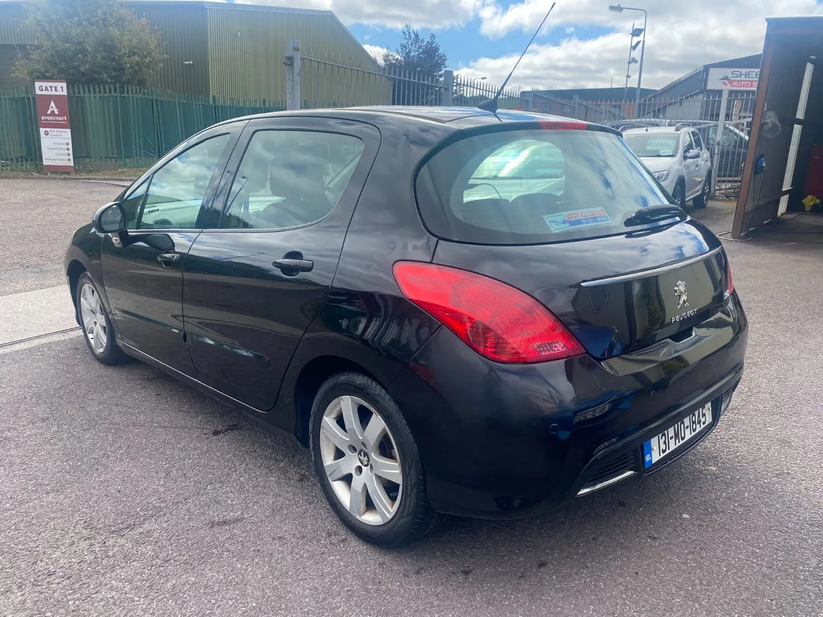 Peugeot 308 2013 - Image 4