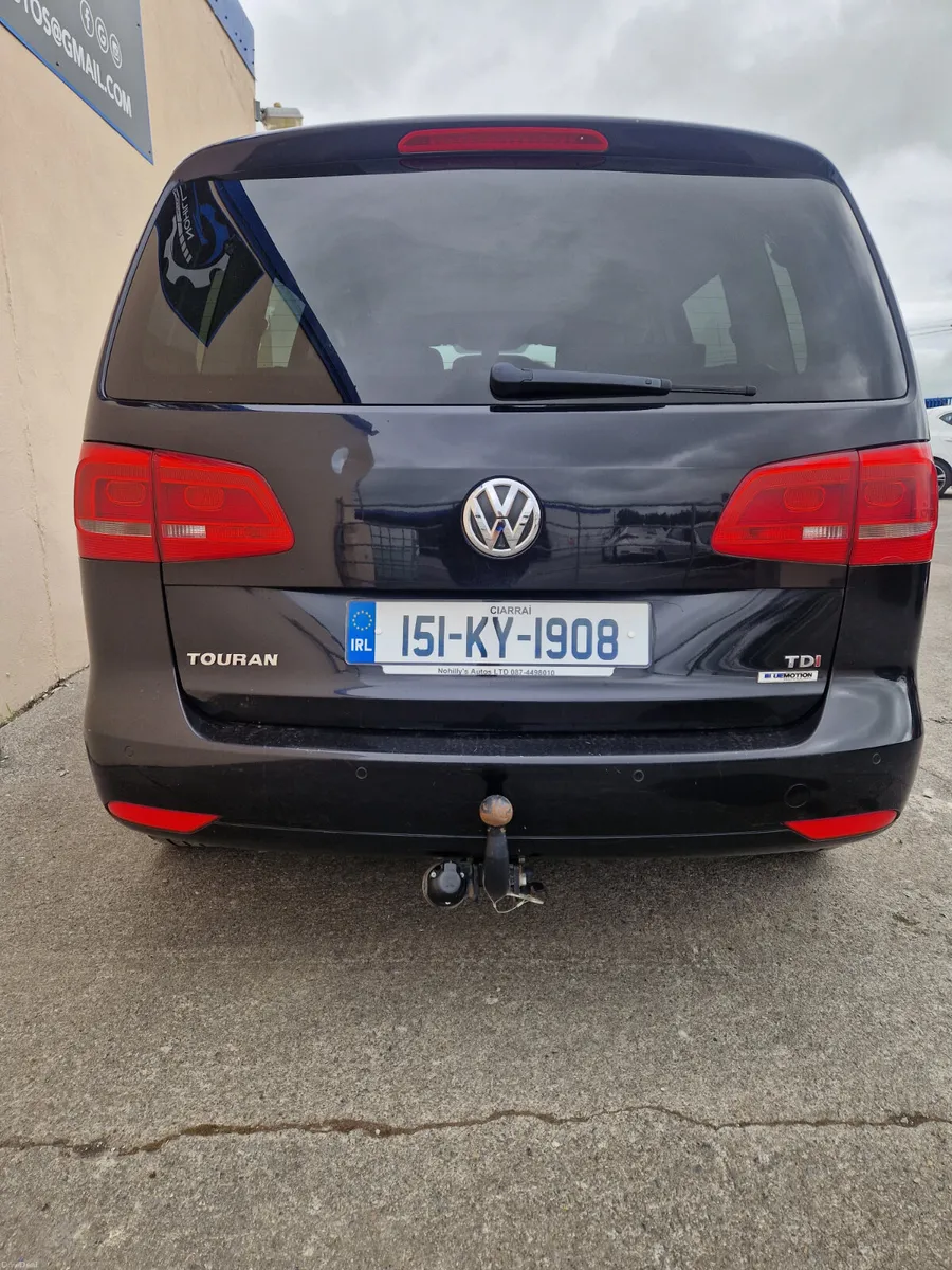 Volkswagen Touran 2015 - Image 3