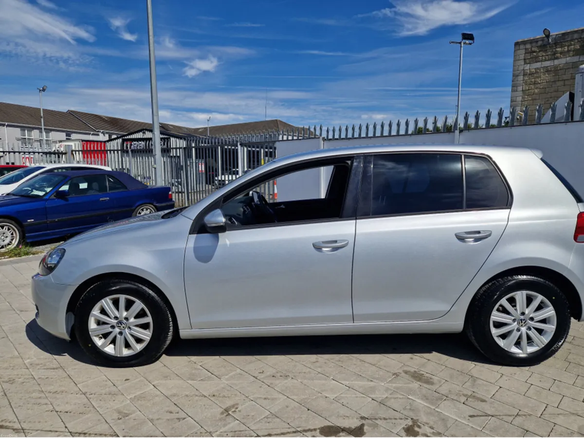 Volkswagen Golf 1.2 PETROL AUTO - Image 6