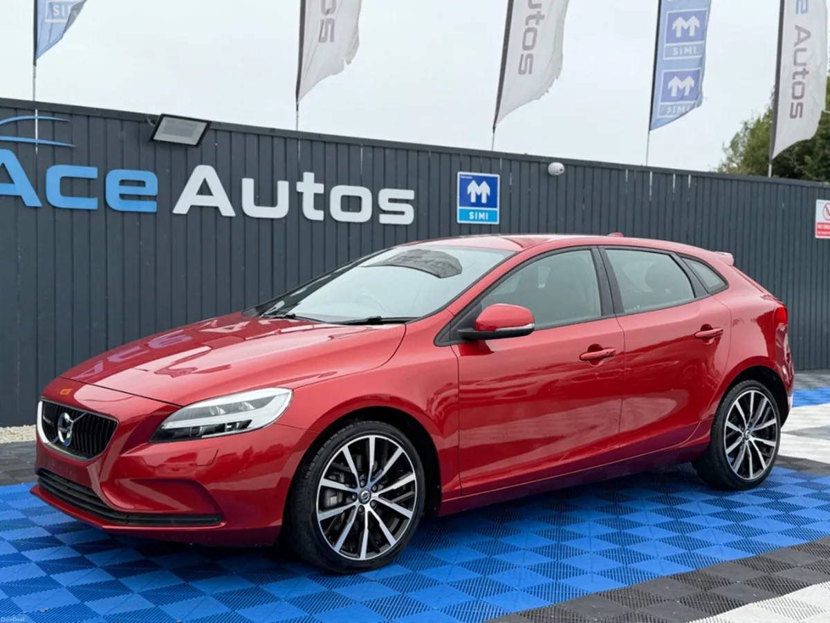 Volvo V40 D4 DYNAMIC EDT - 2.0L DIESEL - AUTO - 12 - Image 3