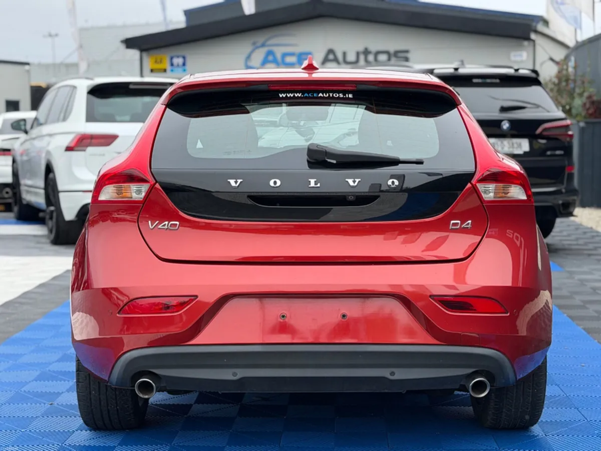 Volvo V40 D4 DYNAMIC EDT - 2.0L DIESEL - AUTO - 12 - Image 6