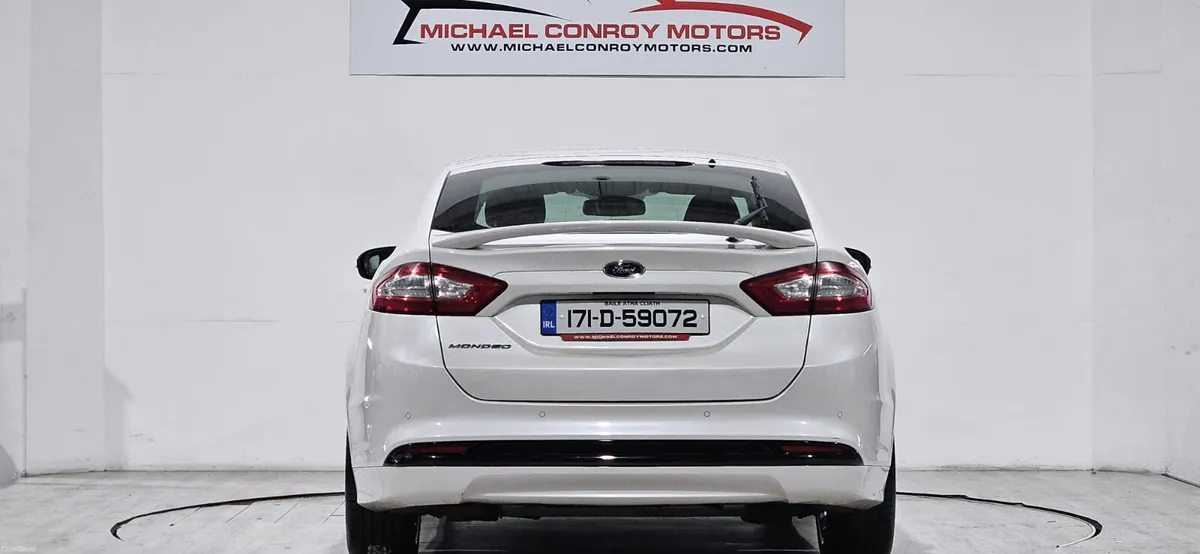 Ford Mondeo TITIANIUM - Image 4