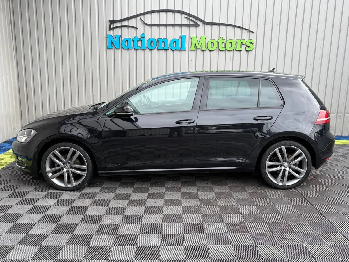 2017 Volkswagen Golf 1.2TSI DSG Highline Automatic - Image 6