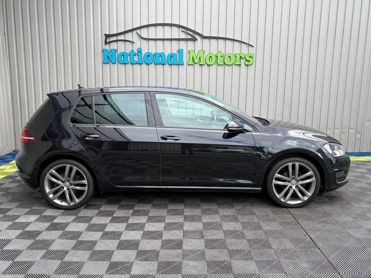 2017 Volkswagen Golf 1.2TSI DSG Highline Automatic - Image 2