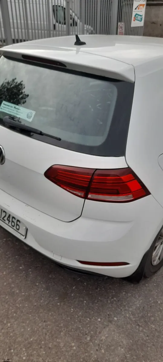 Volkswagen Golf 2018 - Image 2