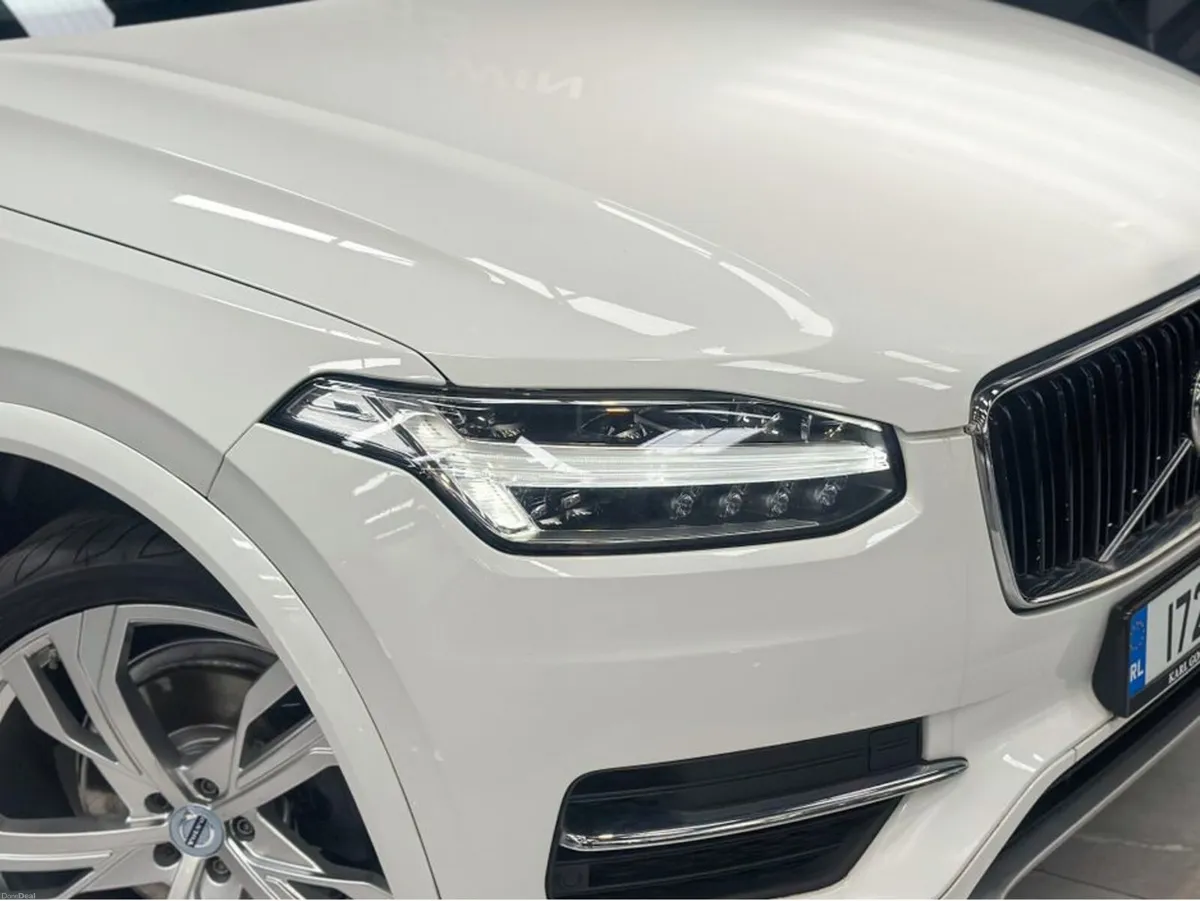 VOLVO XC90 7 SEATS MOMENTUM GT 5DR AUTO - Image 3