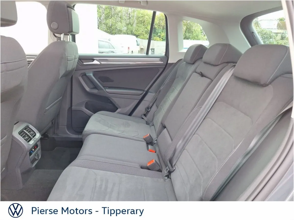 Volkswagen Tiguan 2.0 TDI 150HP Elegance - Image 6