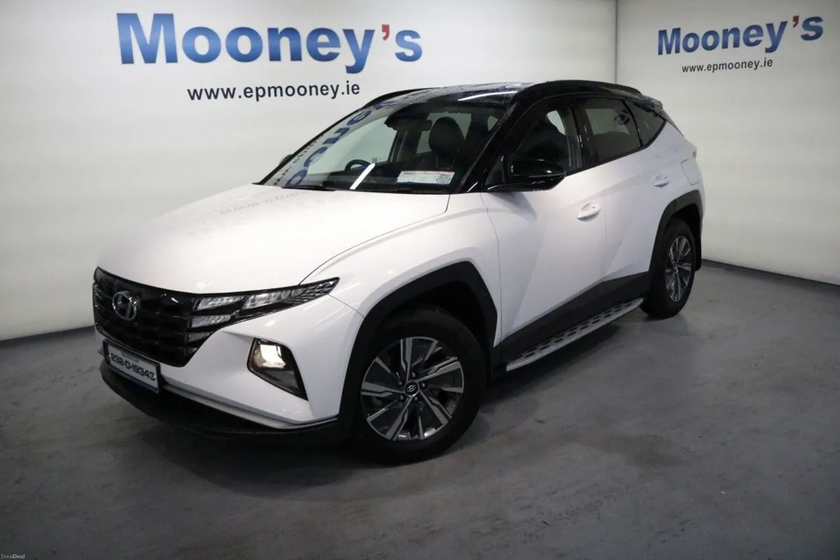 Hyundai Tucson Hybrid Executive 1.6 L Petrol Autom - Image 1