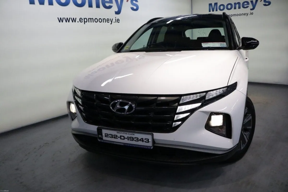 Hyundai Tucson Hybrid Executive 1.6 L Petrol Autom - Image 2