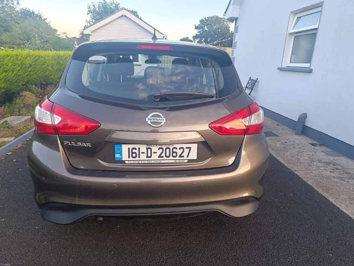 NISSAN PULSAR 1.2 PETROL SV 5DR -  LOW MILEAGE - Image 2