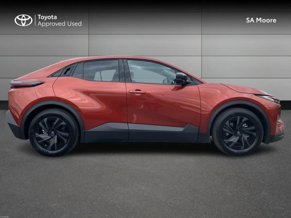Toyota C-HR FULLY ELECTRIC - C-HR+ Sport - Image 3