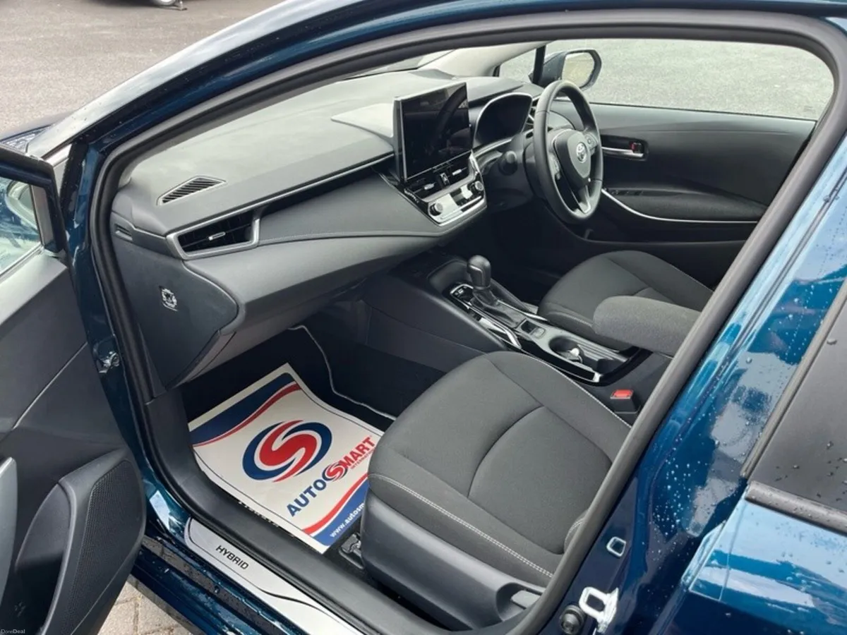 Toyota Corolla HYBRID ELECTRIC LUNA SPORT - Image 6