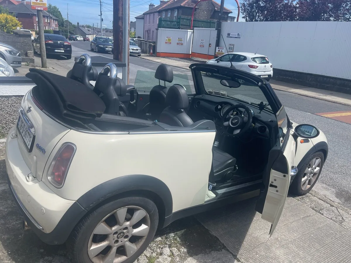 Mini Cooper Convertible Taxed & Tested 1.6L P 06 - Image 4