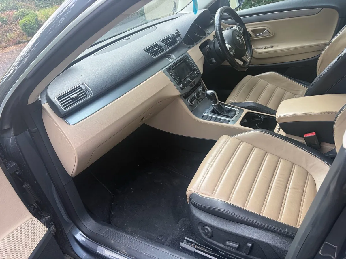 2015 Passat CC R-Line - Image 6