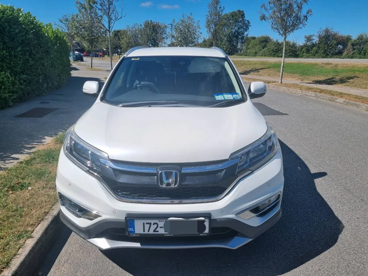 2017 Honda CR-V 1.6 i-DTEC ES – Low KM - Image 2